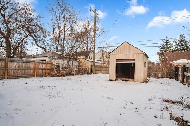 Building Photo - 4000 Berkshire St