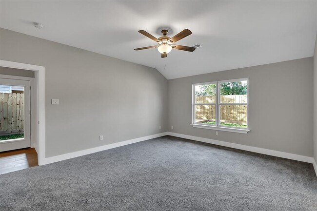 Building Photo - 1339 Coppercrest Dr