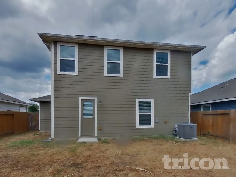 Building Photo - 12045 Latour Vly