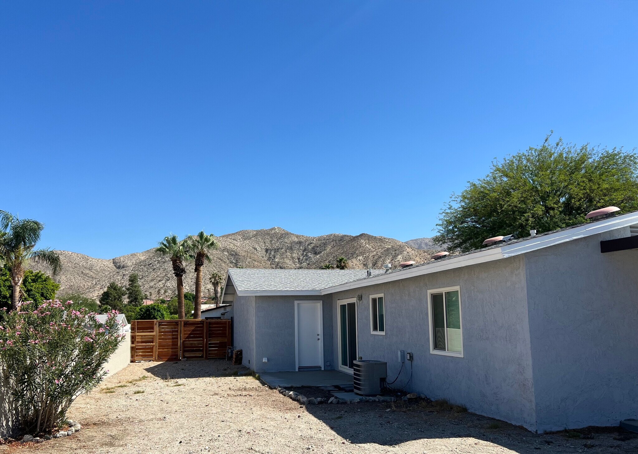 Building Photo - 66115 Avenida Cadena