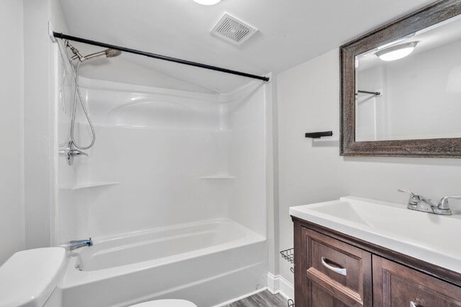 Building Photo - Cozy & Convenient 2BR, 1.5BA Greer Rental Near Downtown! $1,300/mo rent
