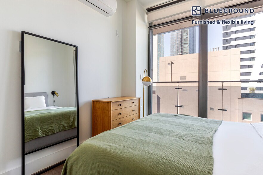 Building Photo - 42-10 27th St