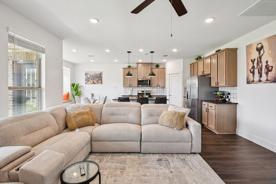 Building Photo - 4806 Sand Clouds Dr