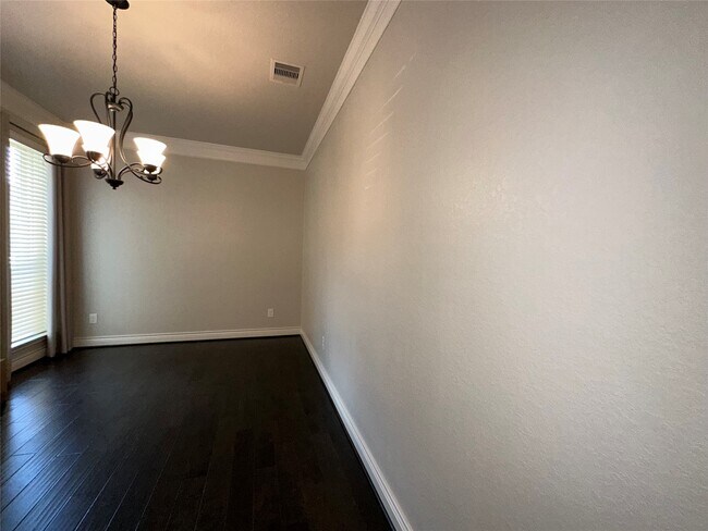 Building Photo - 143 Trophy Canyon Dr