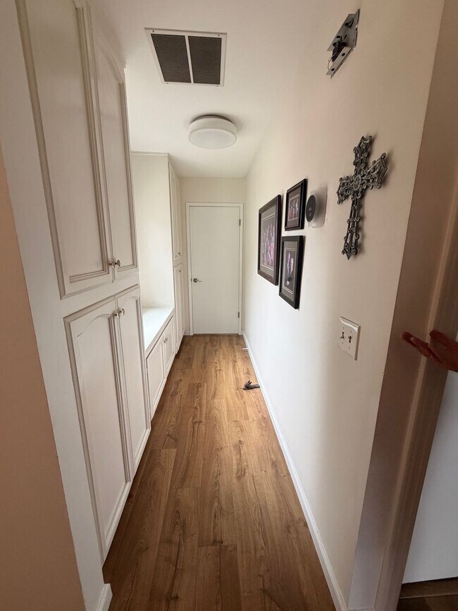Building Photo - Fully Furnished 2-Bedroom Home in Orcutt – Available August 1, 2026