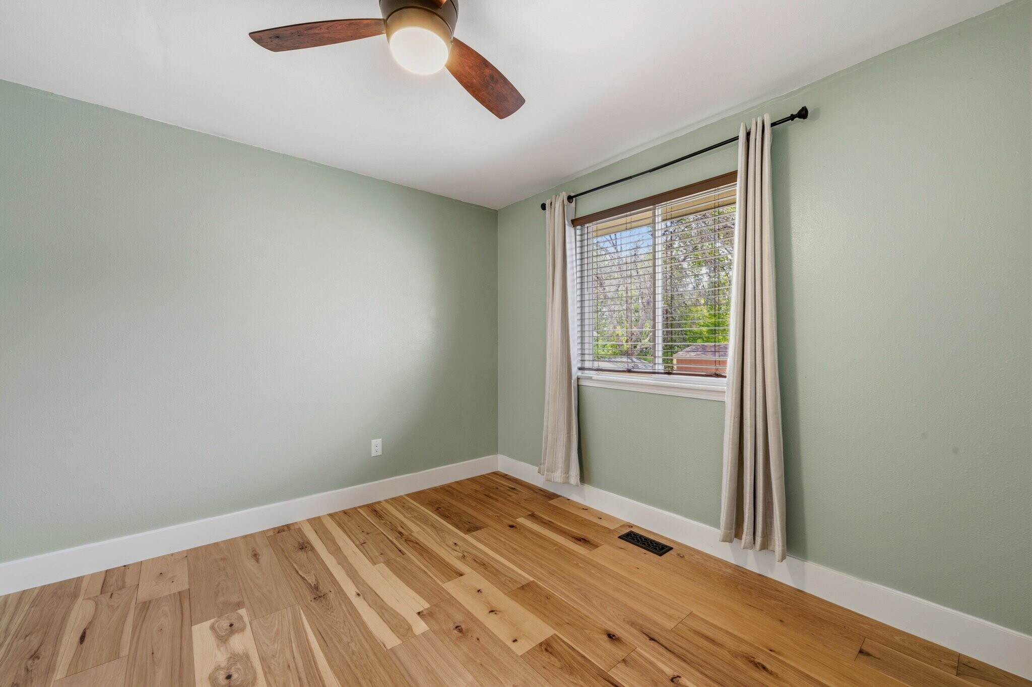 Building Photo - 244 Wadsworth Cir