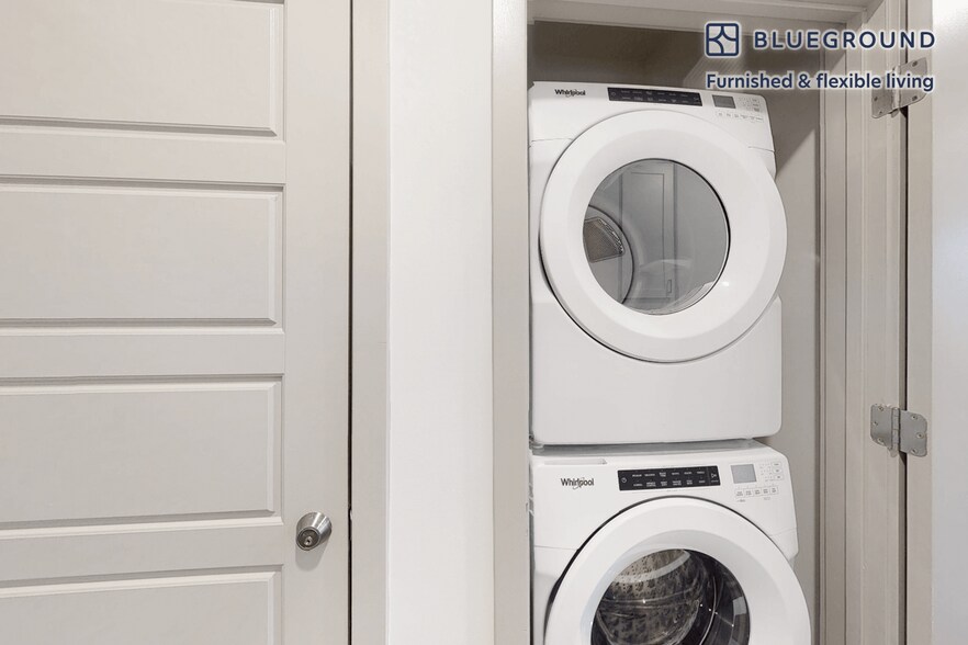 Building Photo - 820 Concorde Cir