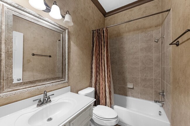 Building Photo - 27723 Amy Willow Ln