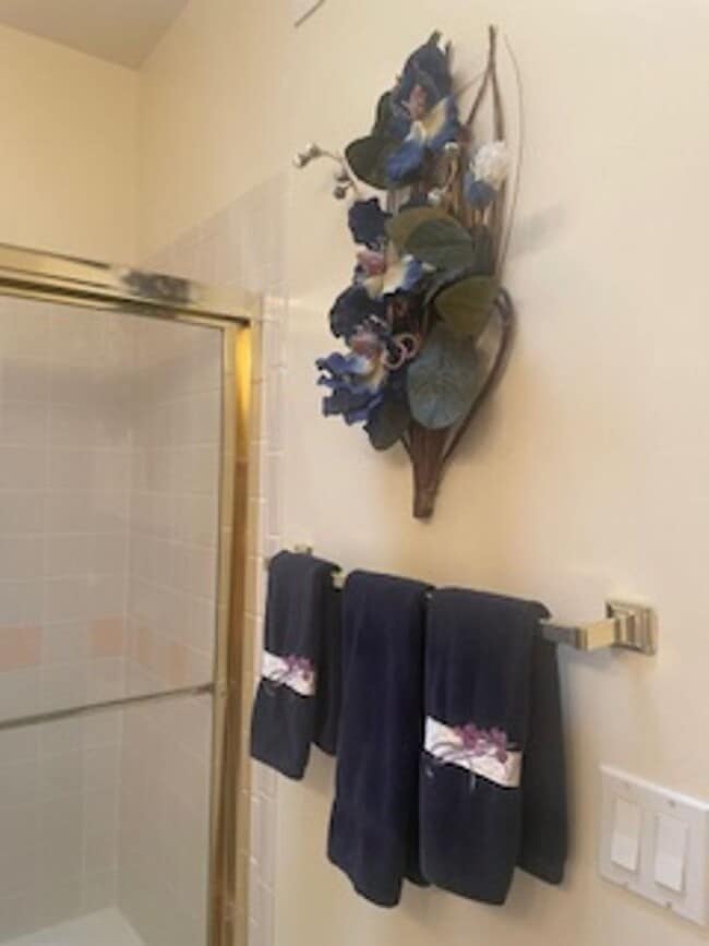 Building Photo - Tucson National Fully Furnished Home on the Golf Course