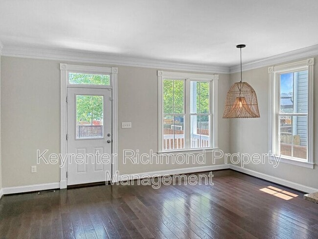 Building Photo - 1221 N 26th St