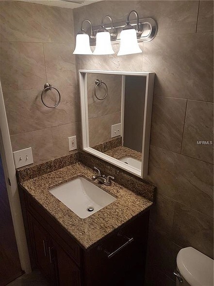 Bathroom - 3244 S Semoran Blvd