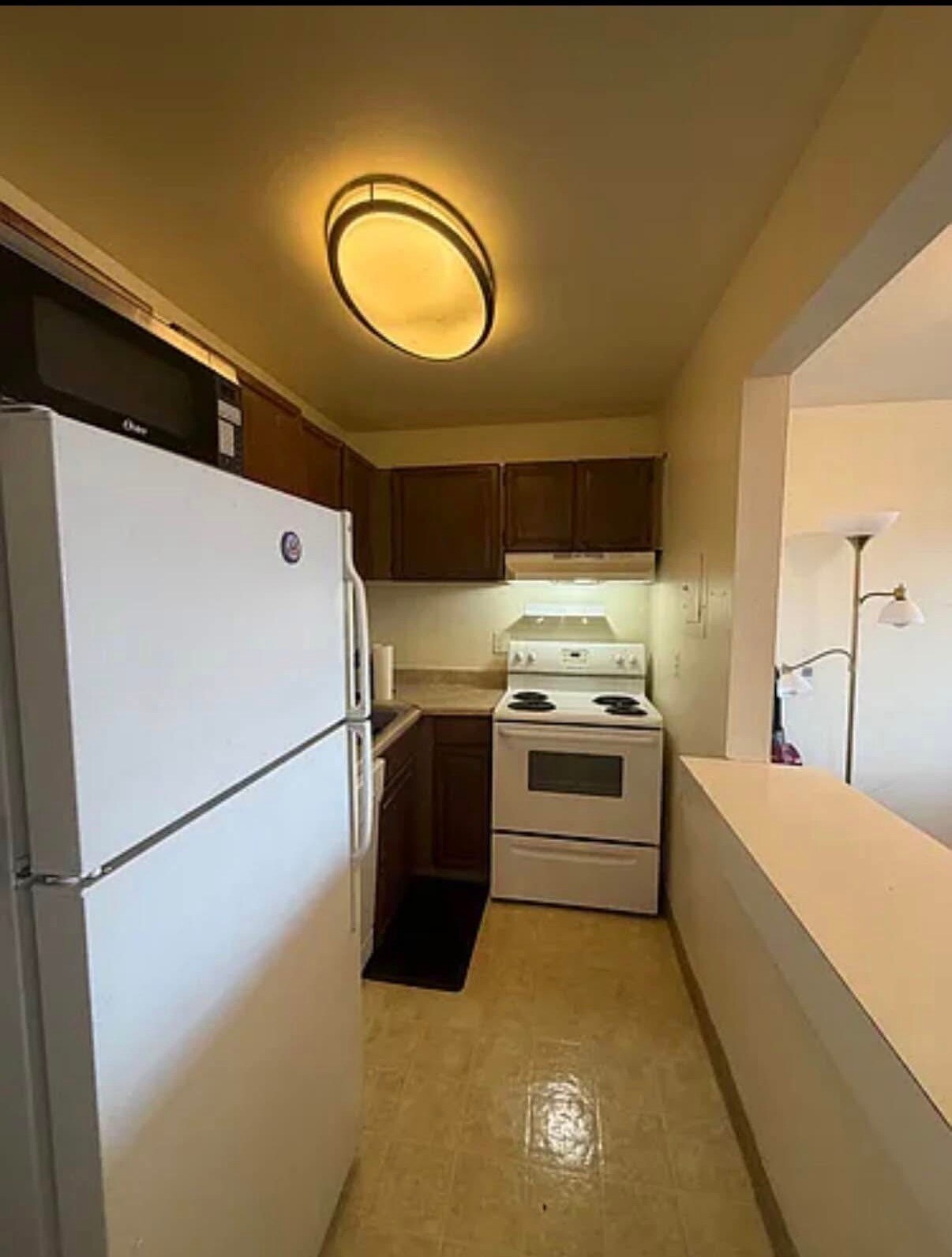 Building Photo - 3101 S Manchester St