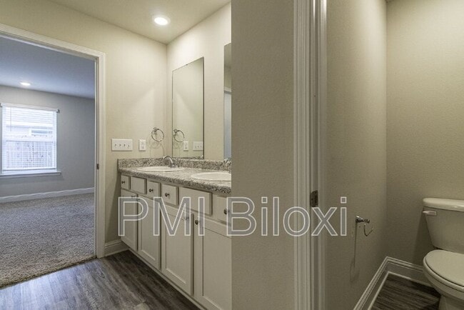 Building Photo - 6467 Eastland Cir