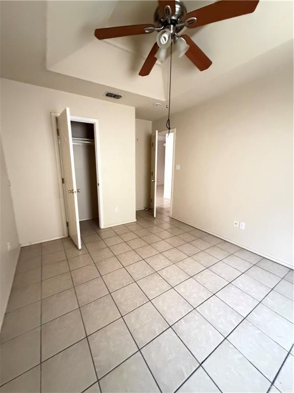 Building Photo - 1416 W Prosperity Dr