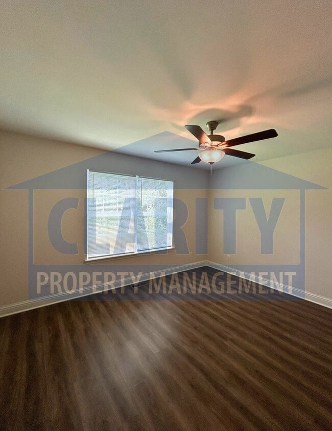 Building Photo - Newly constructed House w/ 3 Bedrooms!