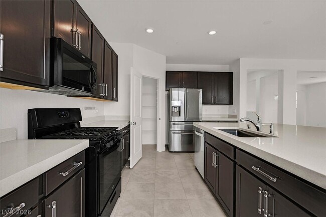 Building Photo - 3228 Brescia Bank Ave