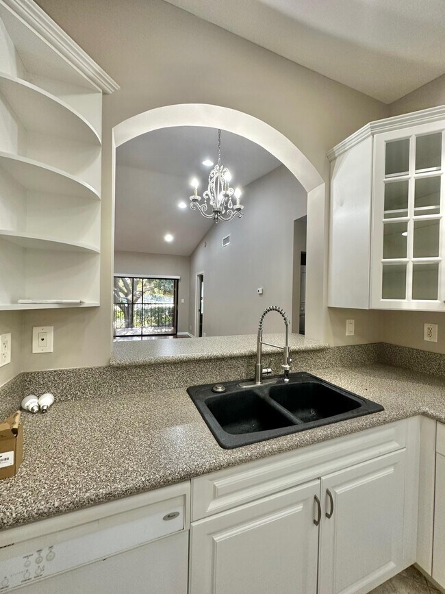 Building Photo - 3139 Millwood Terrace