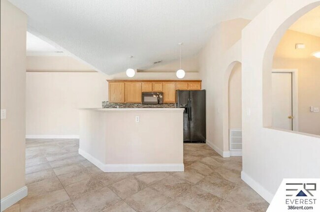 Building Photo - 28 Powder Horn Dr