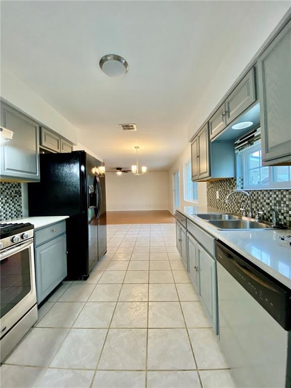 Building Photo - 2311 Dovehill Dr