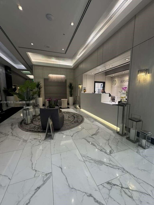 Building Photo - 185 SE 14th Terrace