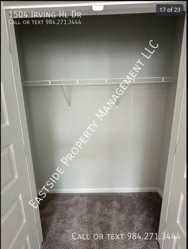 Building Photo - 1504 Irving Hl Dr