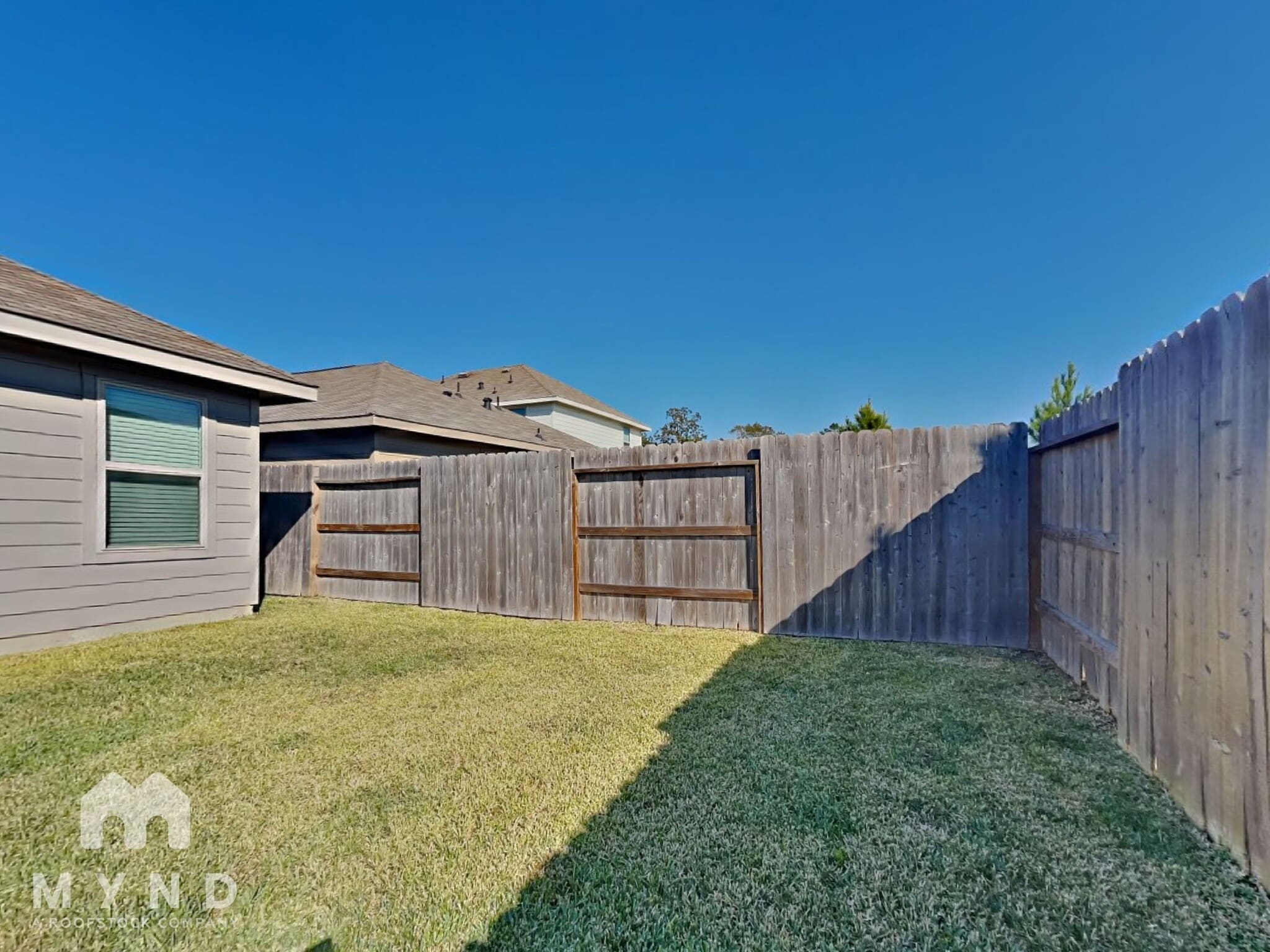 Building Photo - 2842 Via Augusta Dr