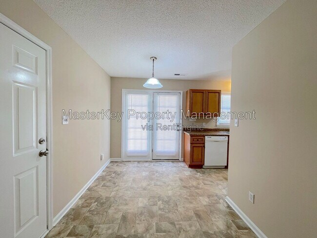 Building Photo - 6320 Dry Fork Ln