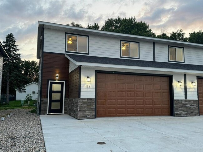 Building Photo - 141 Renet Path