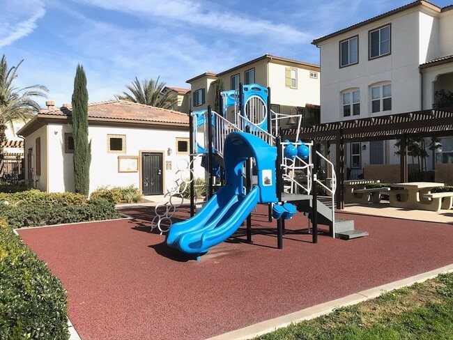 Building Photo - Beautiful 4 Bedroom Condominium with Attached Garage Located in Gated Community of Eastvale