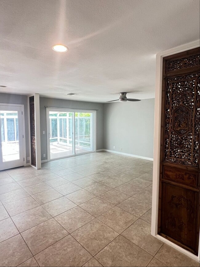 Building Photo - Beautiful Home in Rancho Palos Verde-Sun R...