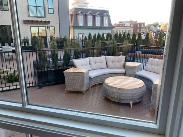 Building Photo - 519 Broadway