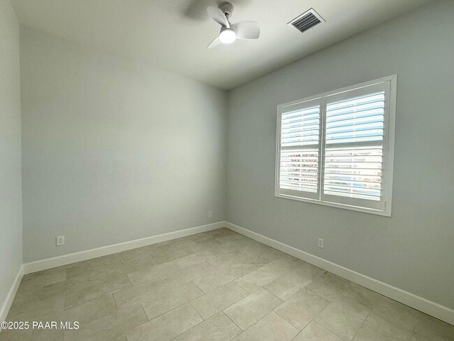 Building Photo - 6832 Claret Dr