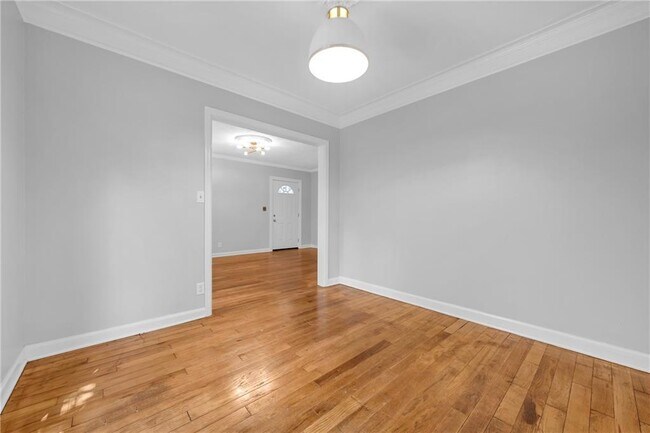 Building Photo - 4805 Chaudron Dr