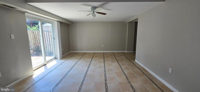 Building Photo - 15623 Plaid Dr
