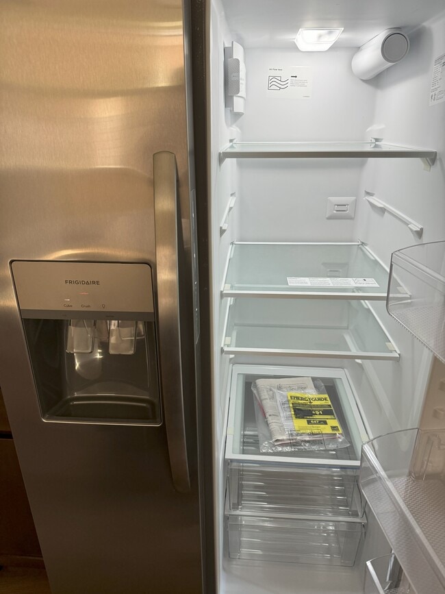 Building Photo - 801 N 16th Ave