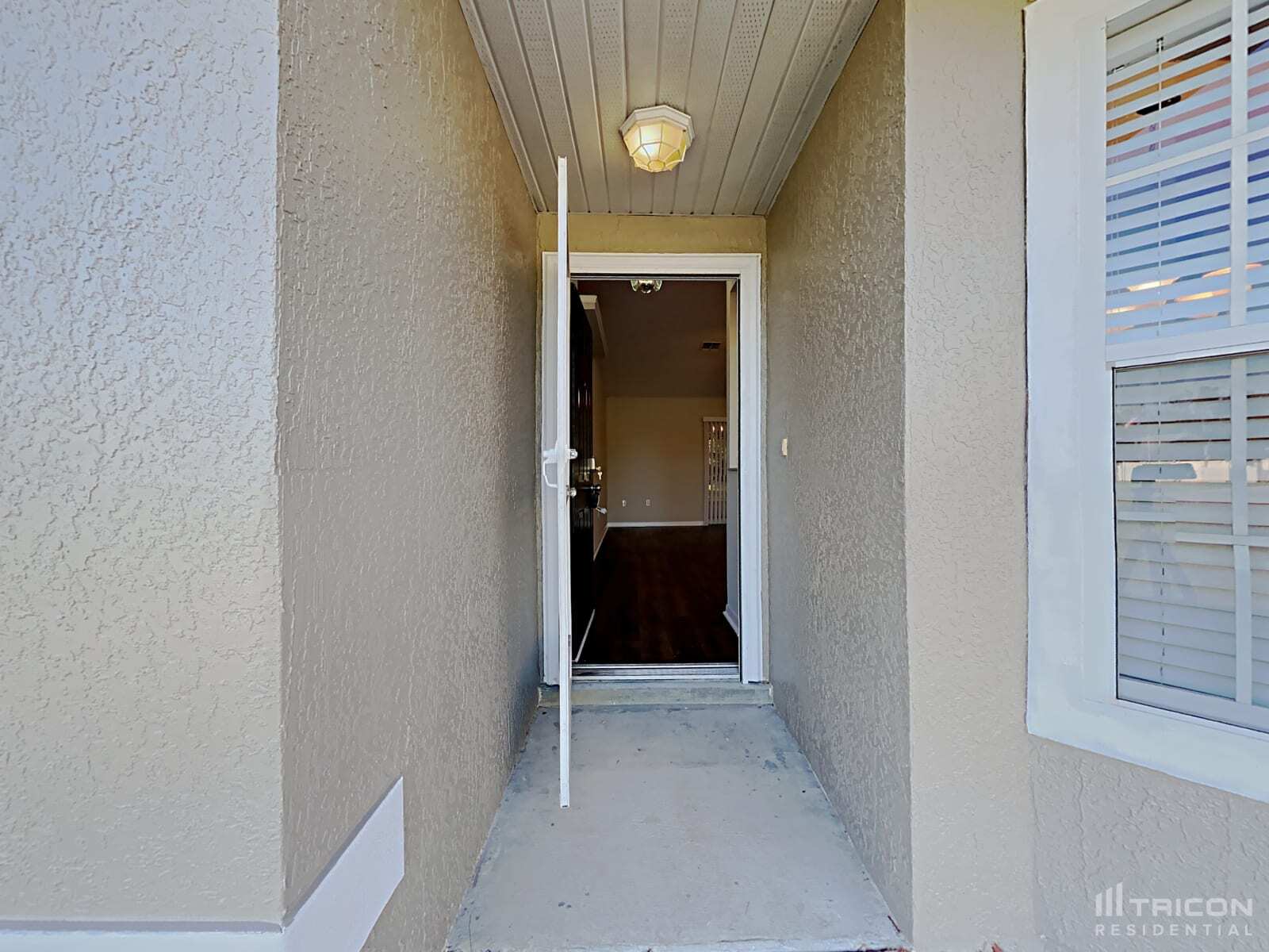 Building Photo - 3233 Ambassador Ave