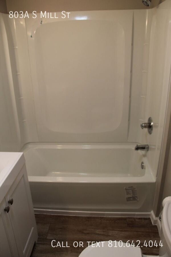 Building Photo - 803 S Mill St