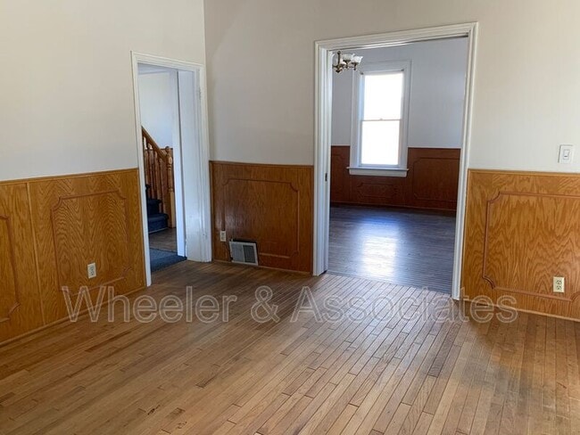 Building Photo - 845 E 400 S