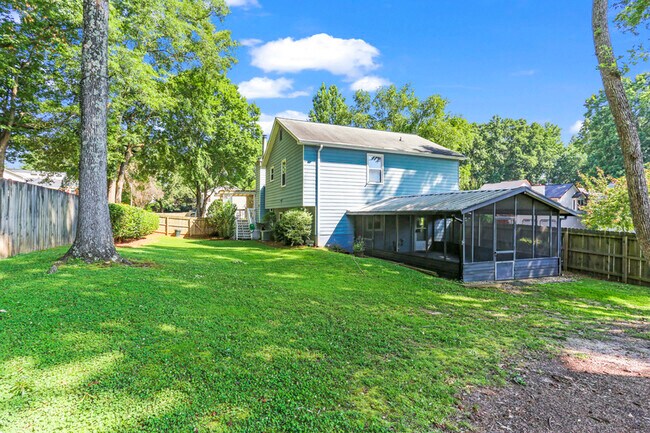 Building Photo - 4019 Brantley Dr