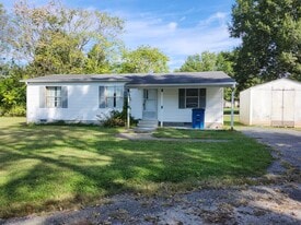 Building Photo - 3 Arrows Est