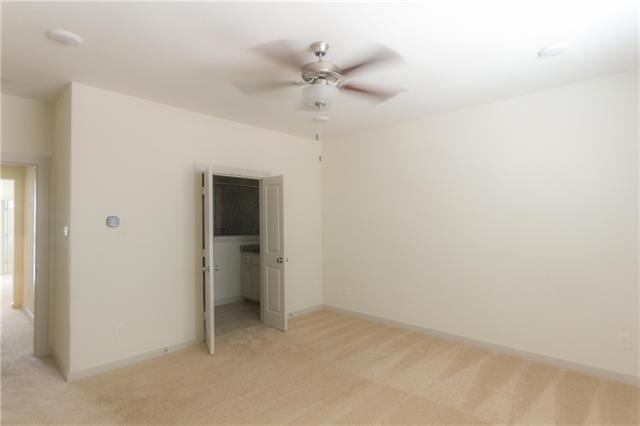 Building Photo - 420 Texas Dr