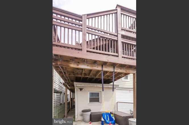 Roof deck from back patio - 924 S Ellwood Ave