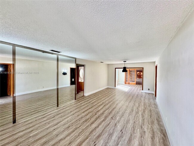 Building Photo - 8000 SW 17th Terrace