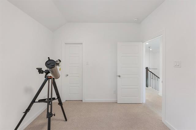 Building Photo - 2009 Daniel Dr