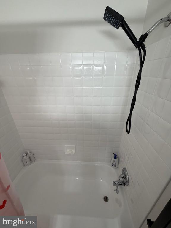 Building Photo - 15309 Alan Dr