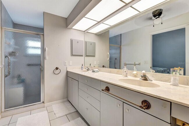 Building Photo - 5304 72nd St E