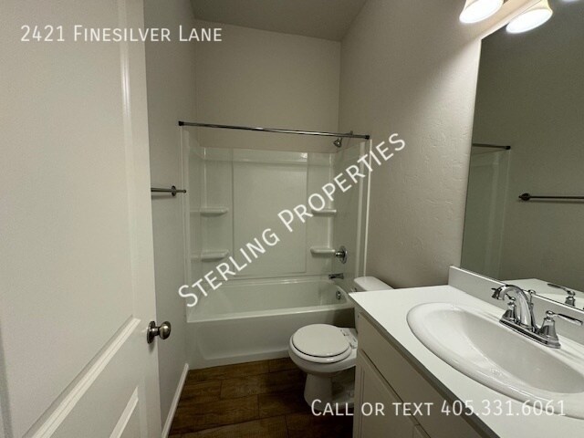 Building Photo - 2421 Finesilver Ln