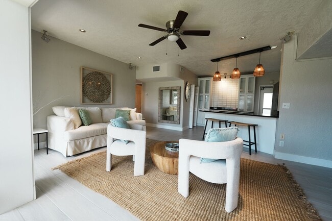 Building Photo - Affordable 3BR Home in Winter Park – Prime Location & Move-In Ready!