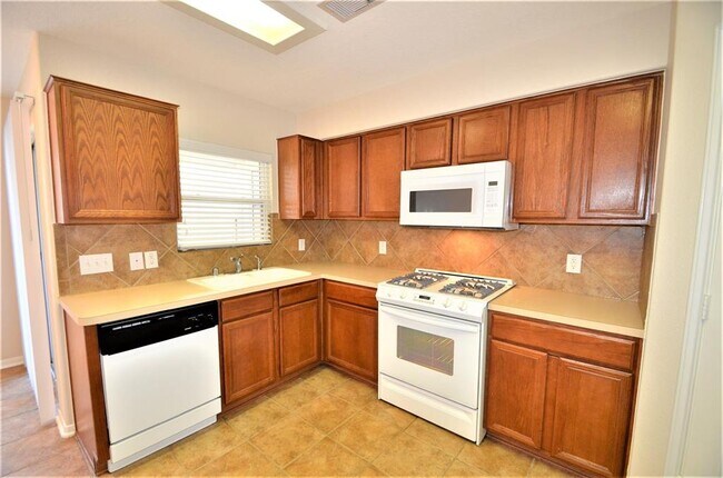 Building Photo - 2307 Stiller Ridge Way