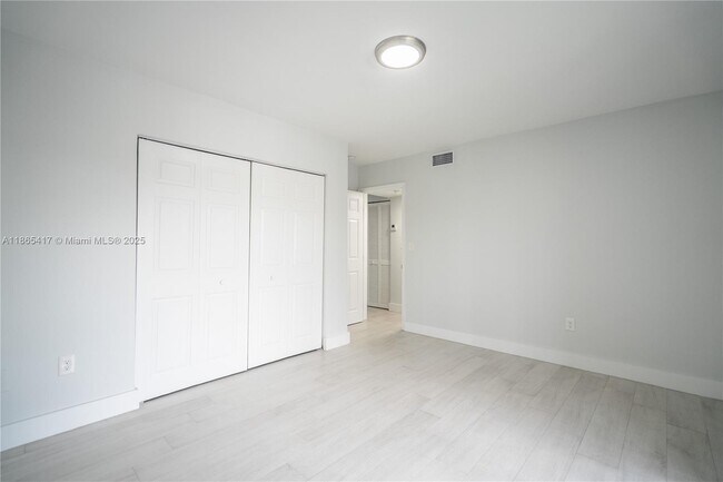 Building Photo - 465 NE 59th St